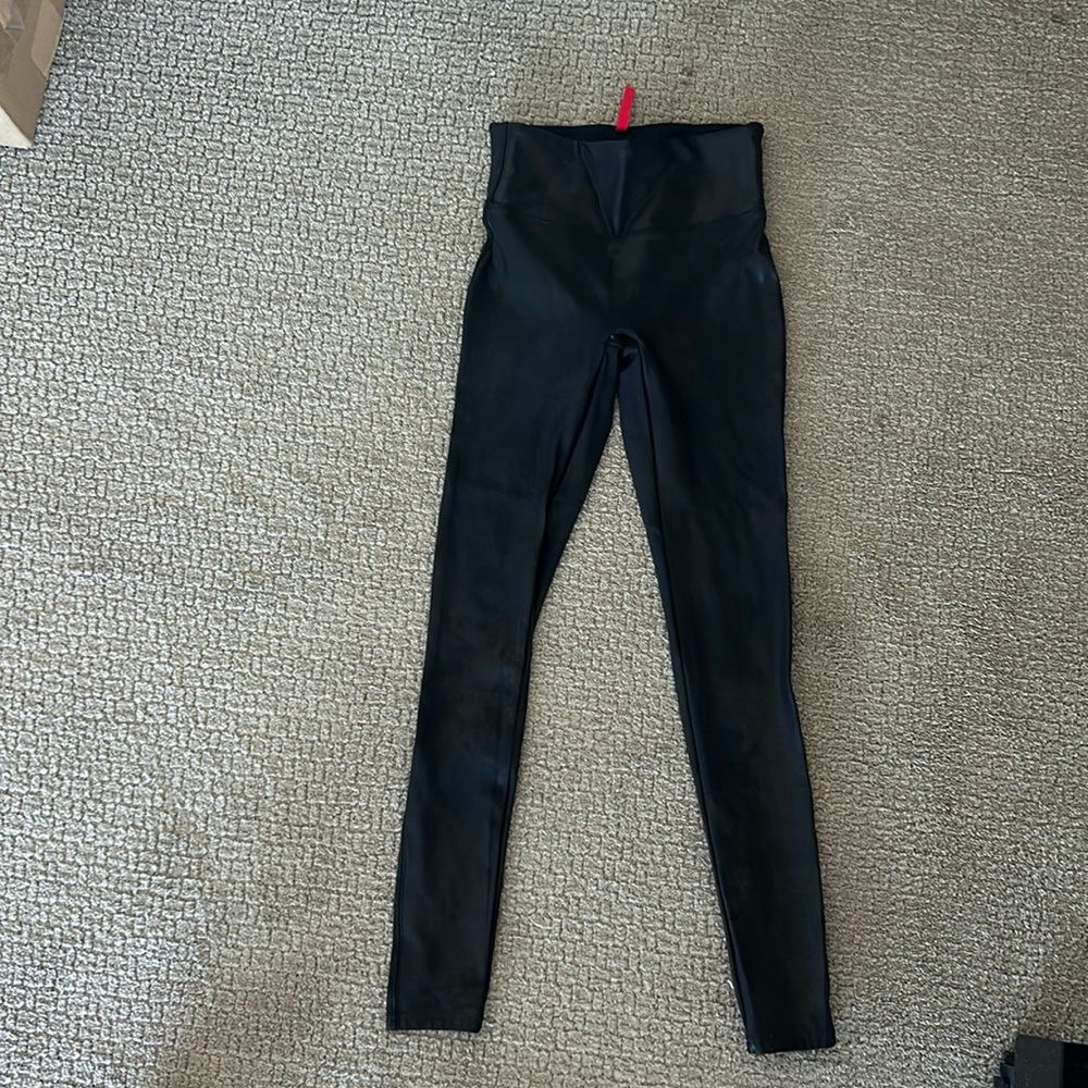 Spanx leggings, size small